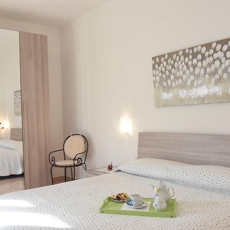 B&B Da Giovanna Fertilia Ngoại thất bức ảnh