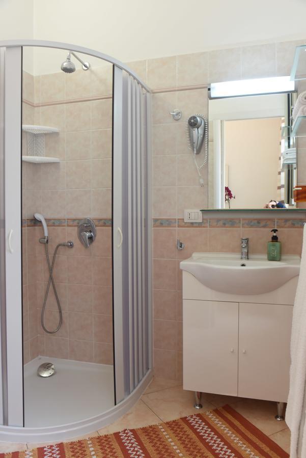 B&B Da Giovanna Fertilia Ngoại thất bức ảnh